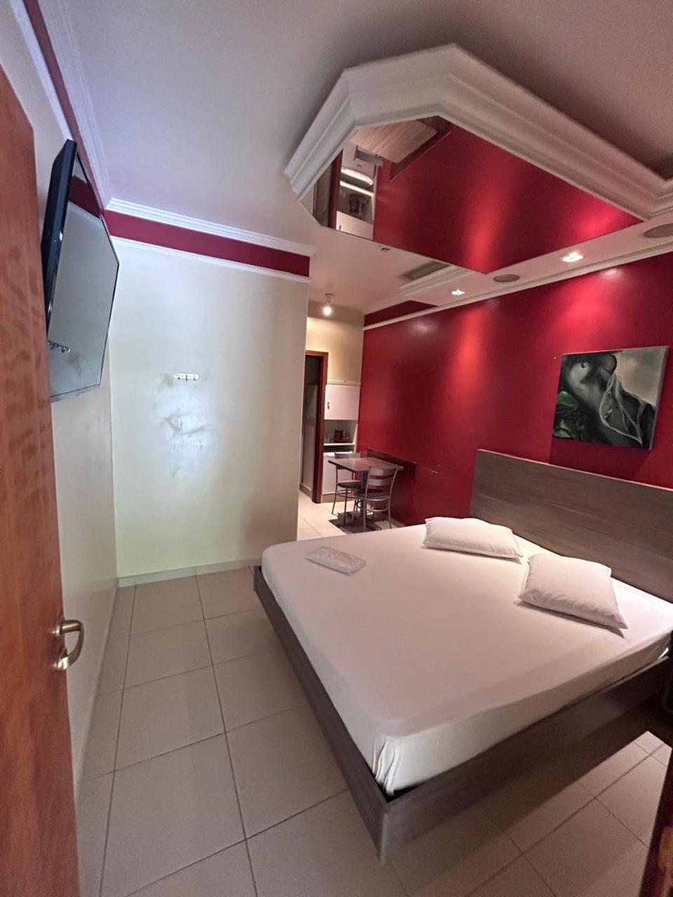 Alpha Motel Ампару Екстер'єр фото